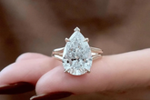 Pear Cut Solitaire Moissanite Engagement Ring – Split Shank Gold Ring
