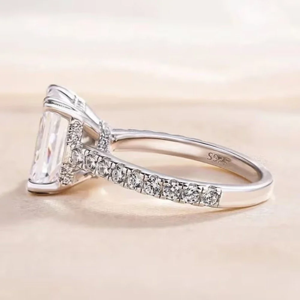 Radiant Cut Moissanite Engagement Ring with Pave Band